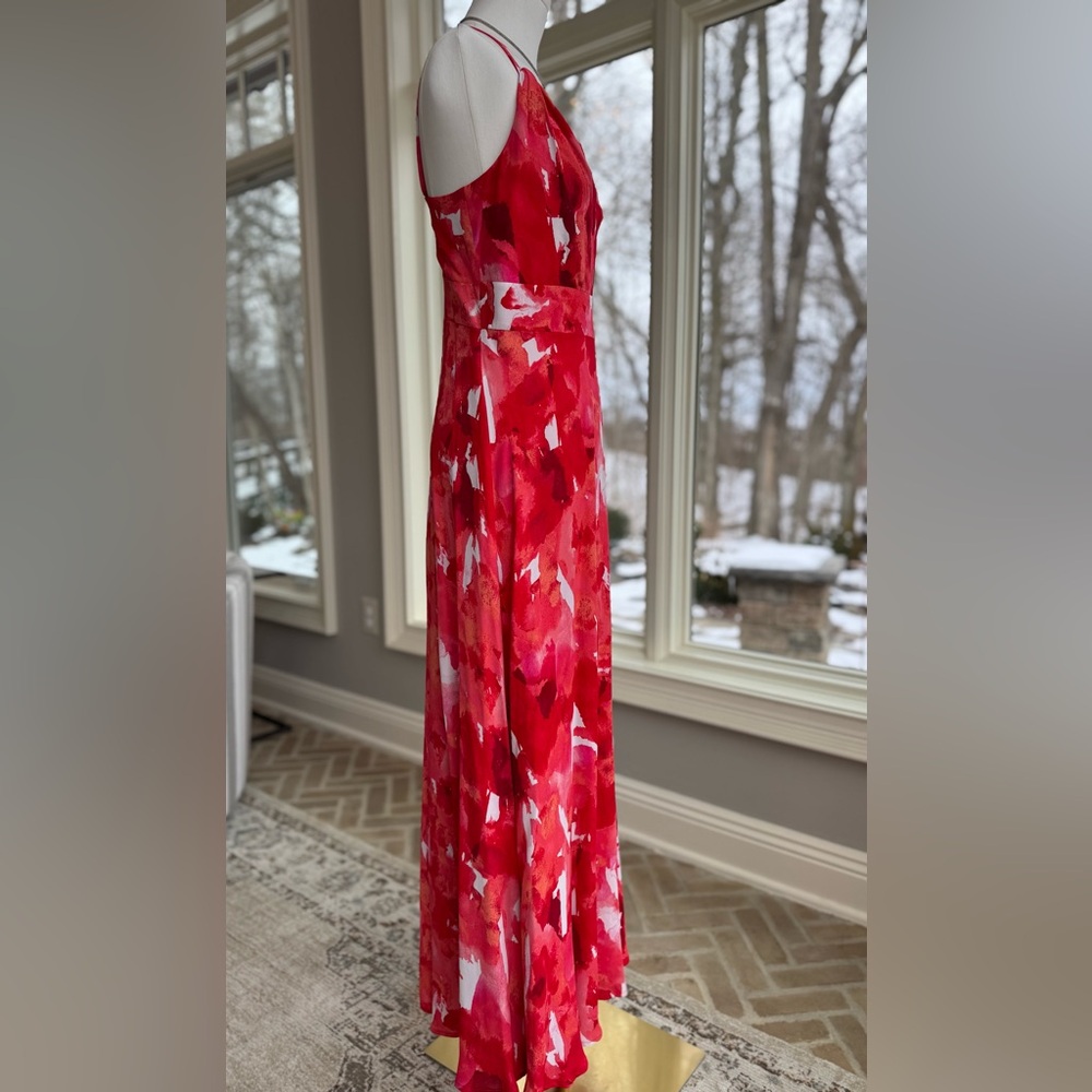 Donna Karan Red Floral Maxi dress.  Size 4 NWOT - Picture 3 of 4